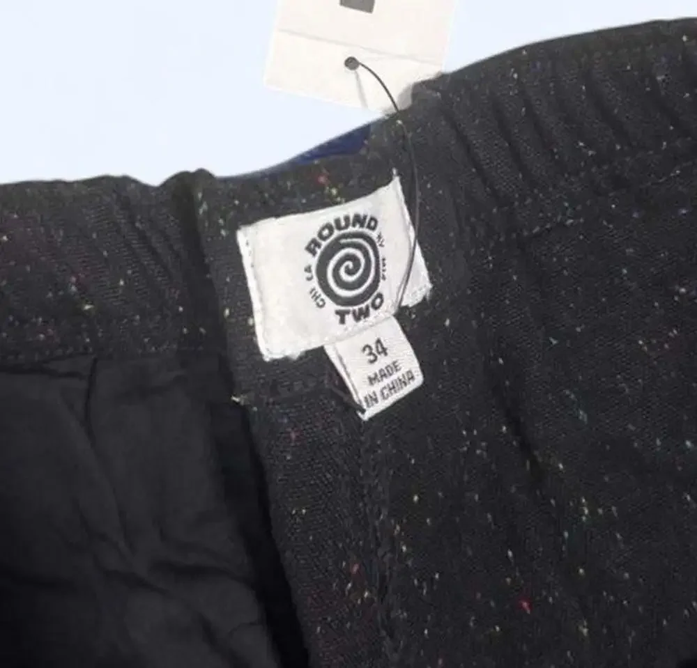 Round Two Black Flecked Belted Shorts Size 34